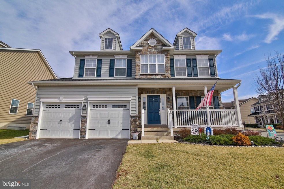 2201 Sunnyvale Dr, Pennsburg, PA 18073 - photo 1