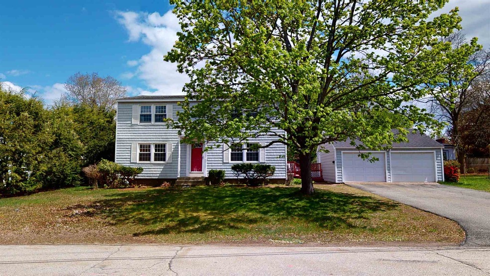 14 Wellman Ave, Nashua, NH 03064 - photo 1