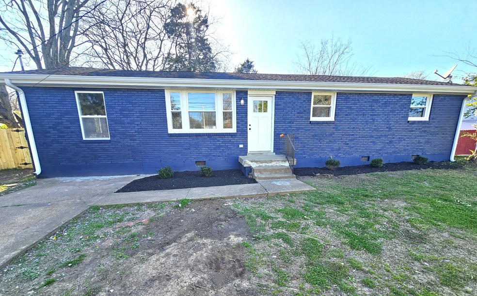 Newly renovated ranch!