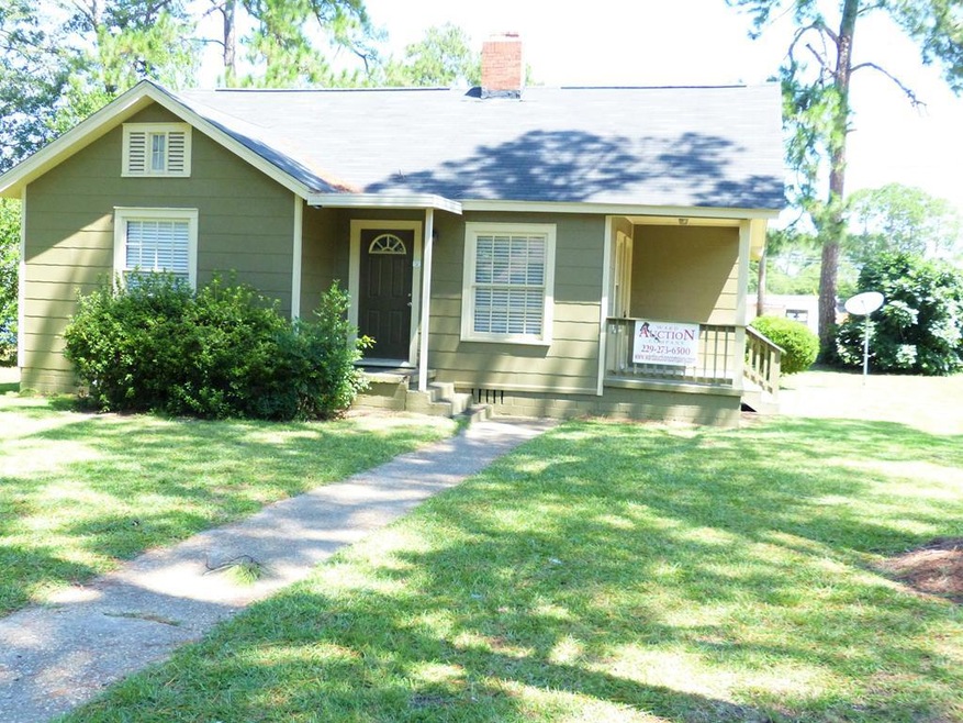 815 E 17th Ave, Cordele, GA 31015 - photo 1