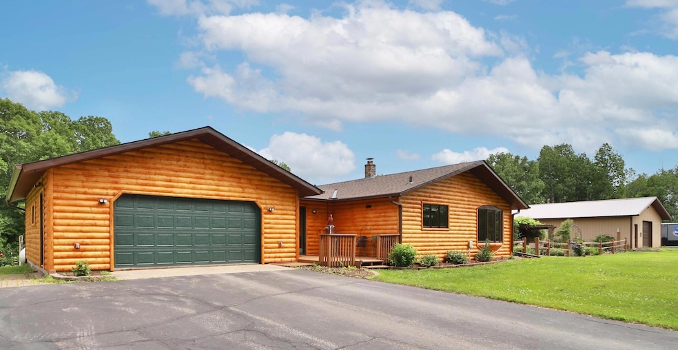 Pending $524,900 • Co-Listing Agent