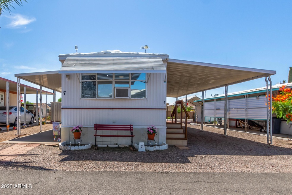 02 - Wickiup