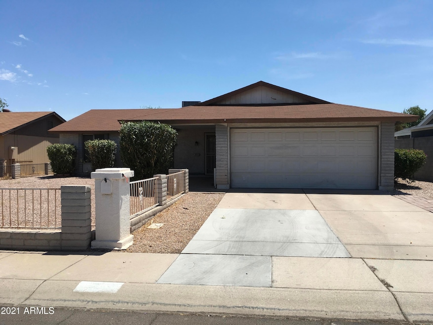 2217 N Longmore St, Chandler, AZ 85224 - photo 1