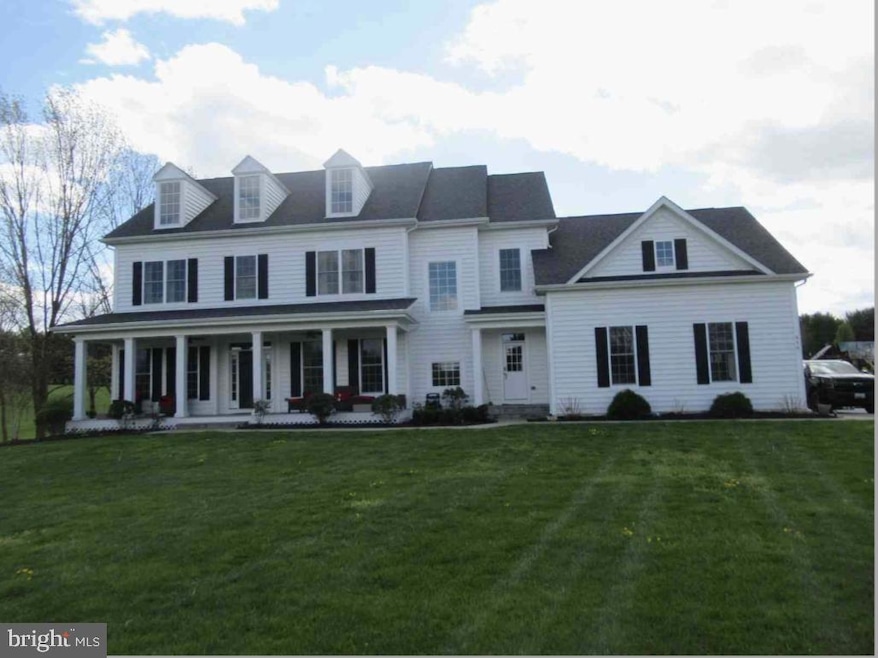 516 Firefly Dr, Sykesville, MD 21784 - photo 1