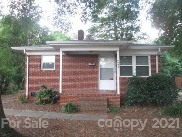 4220 Walker Rd, Charlotte, NC 28211 - photo 1