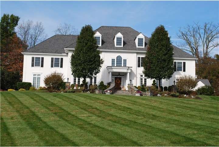 33 Harrison Dr, Newtown Square, PA 19073 - photo 1