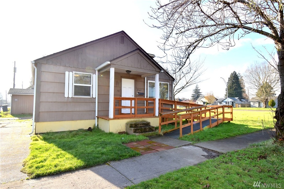 2565 Beech St, Longview, WA 98632 - photo 1
