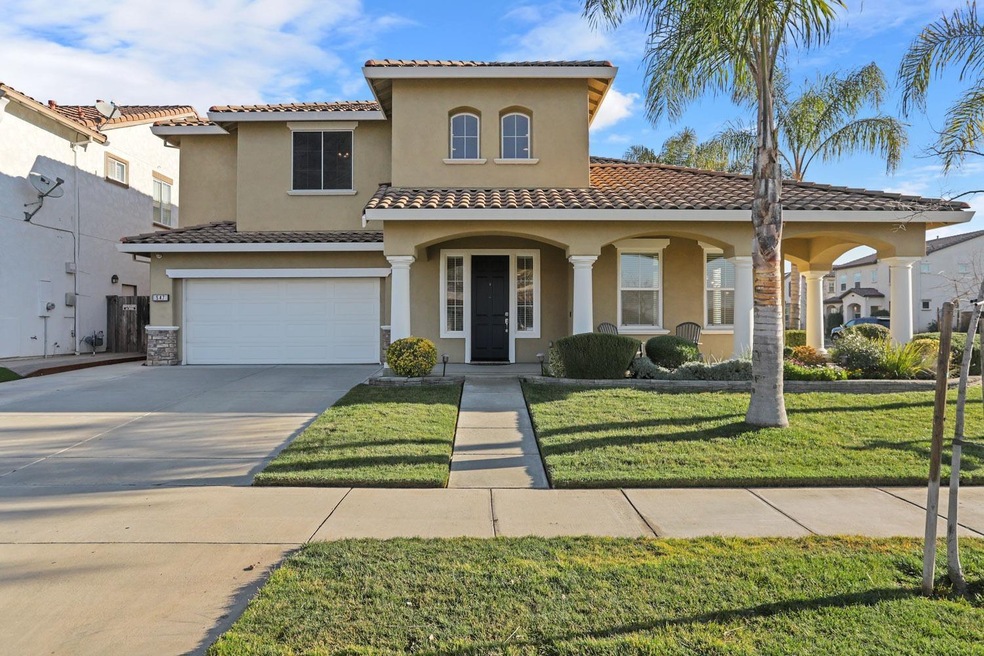 547 Criolla Ct, Oakdale, CA 95361 - photo 1