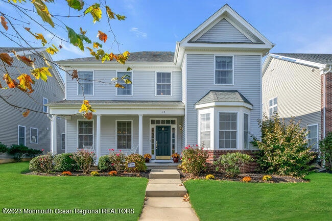 13 Saddle Way