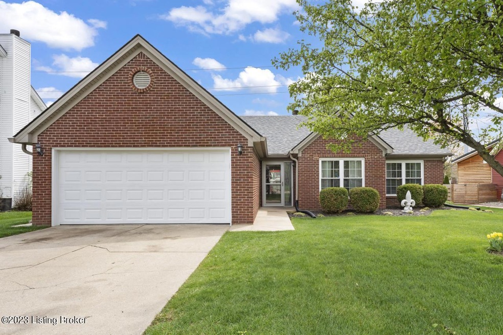 9502 Deer Trail Place, Louisville, KY 40228 - photo 1