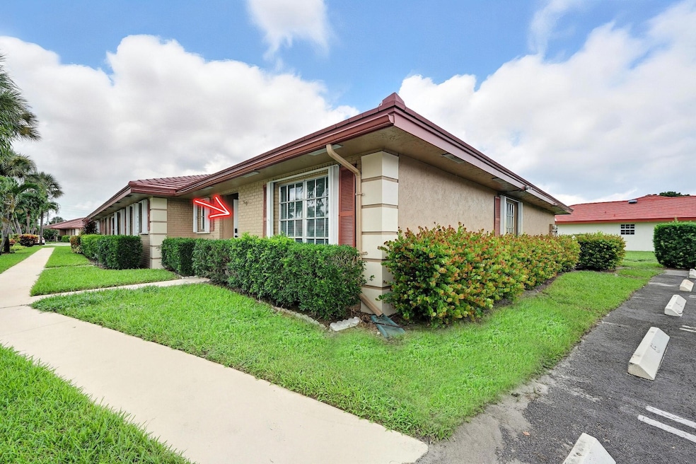 1443 SW 27th Ave unit E, Boynton Beach, FL 33426 - photo 1