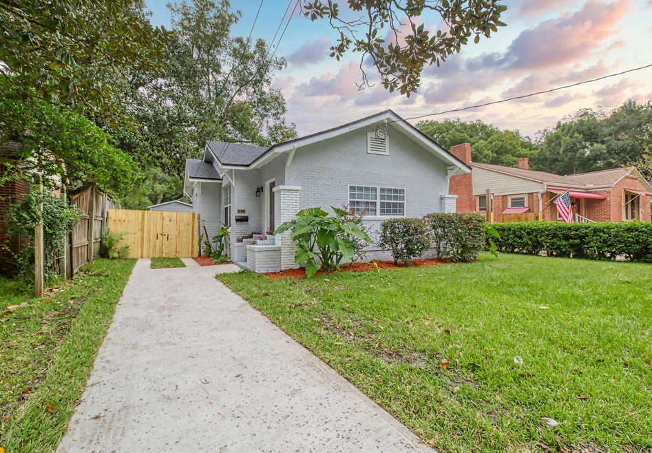 4629 College St, Jacksonville, FL 32205 - photo 1