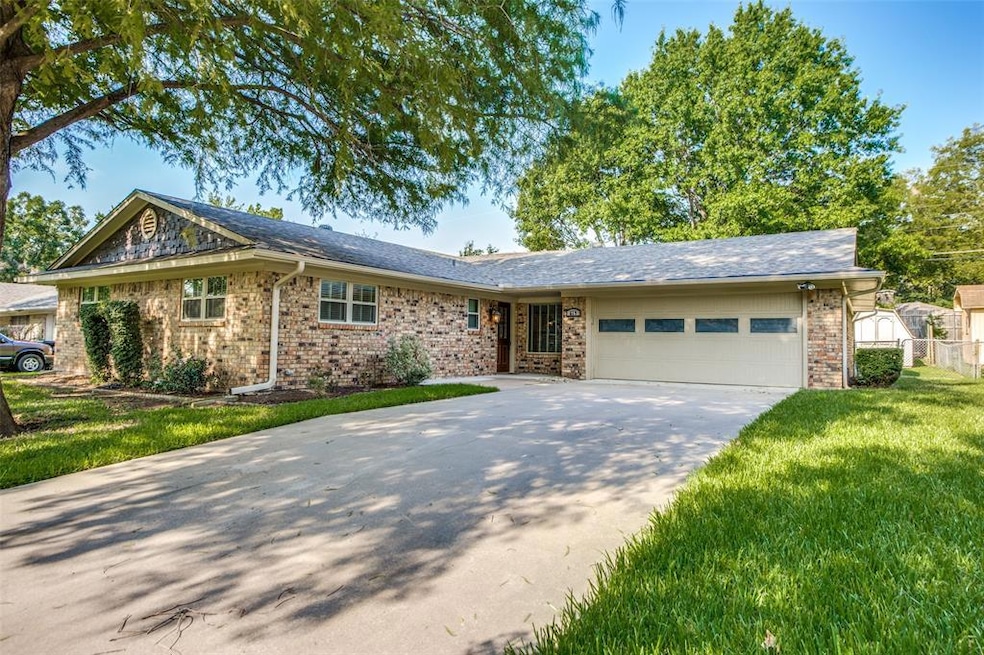 609 Edwards Dr, Denison, TX 75020 - photo 1