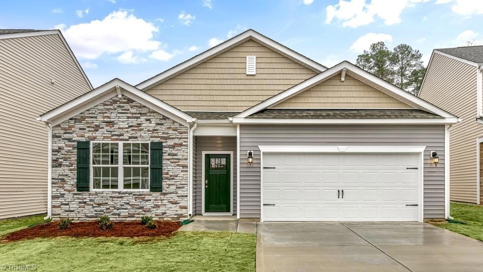*Photos are of model home and are for representational purposes only.