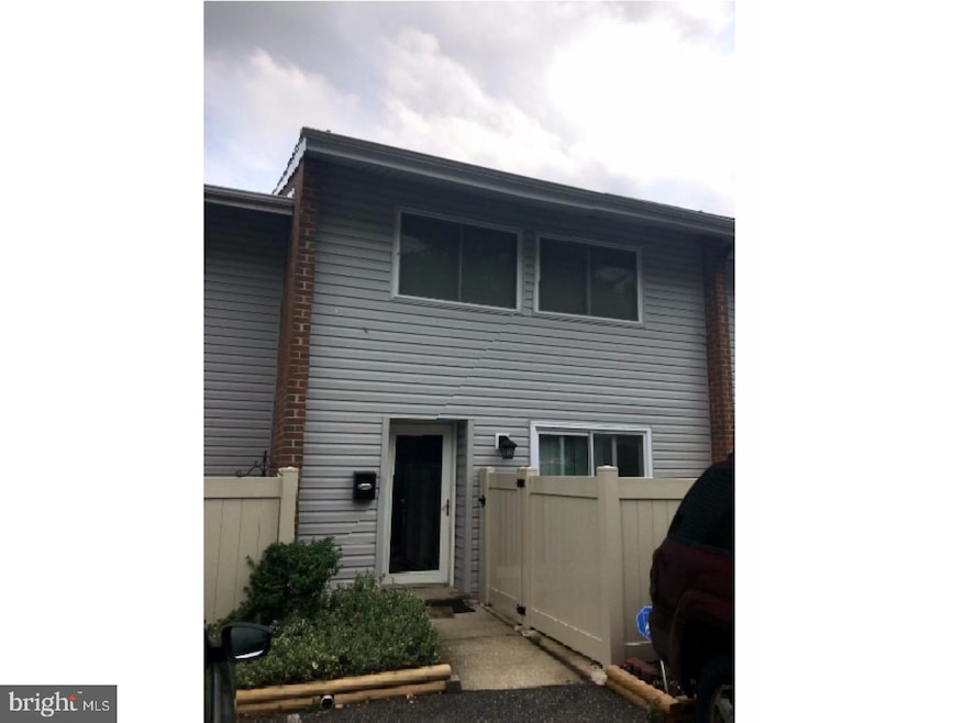 9 Ridgeway Square, Wilmington, DE 19810 - photo 1