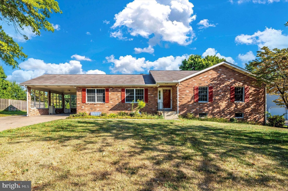 7208 E Sundown Ct, Frederick, MD 21702 - photo 1