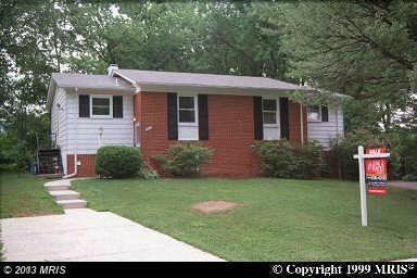 8313 Carnegie Dr, Vienna, VA 22180 - photo 1