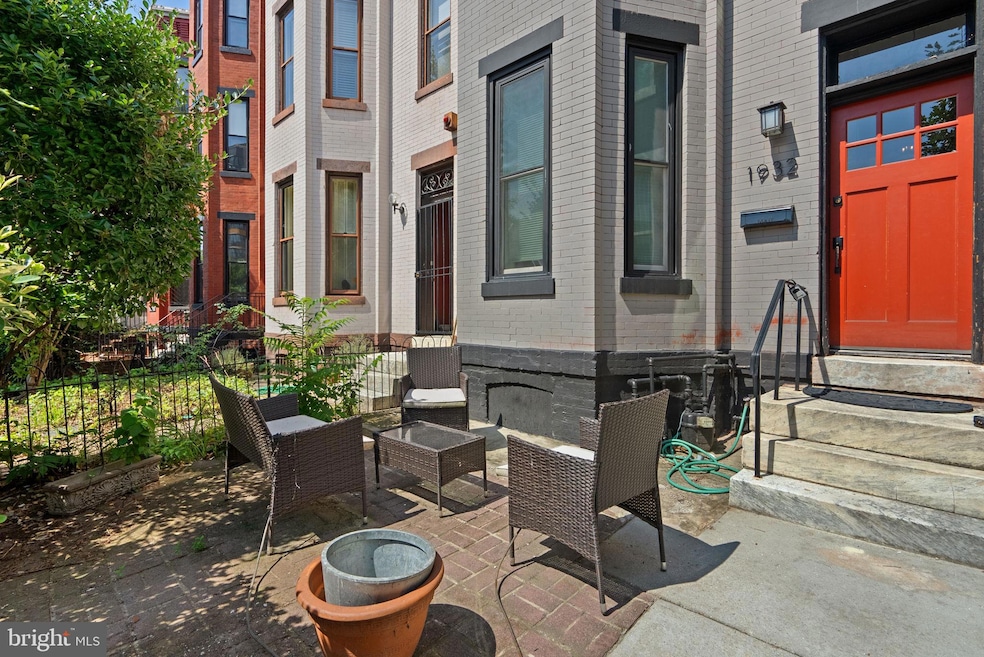 1932 15th St NW unit 2, Washington, DC 20009 - photo 1
