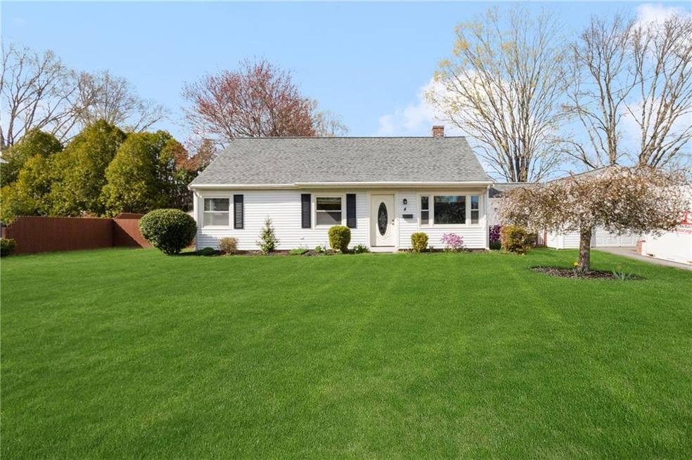 4 Fairfield Rd, Barrington, RI 02806 - photo 1