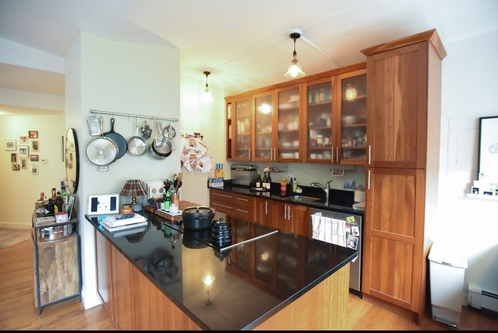 15 Battery St unit 5, Boston, MA 02109 - photo 1