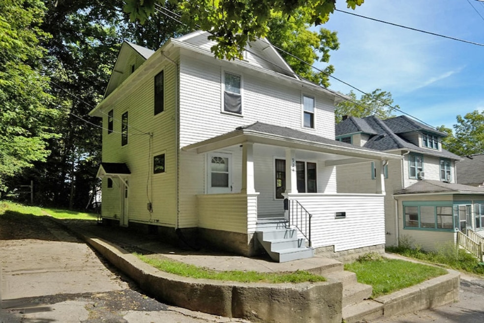924 W. Vine-1