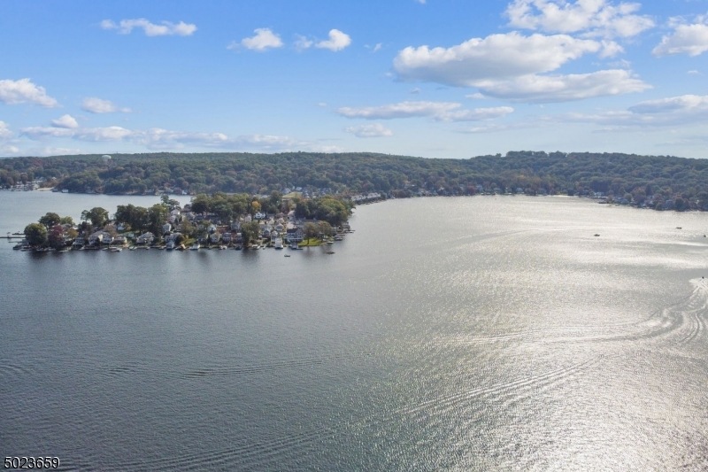 9 Nariticong Ave, Hopatcong, NJ 07843 - photo 1