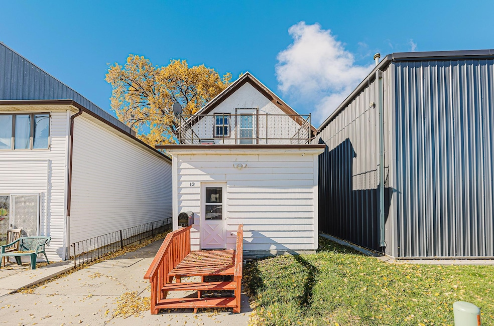 Pending $129,900 • Co-Listing Agent