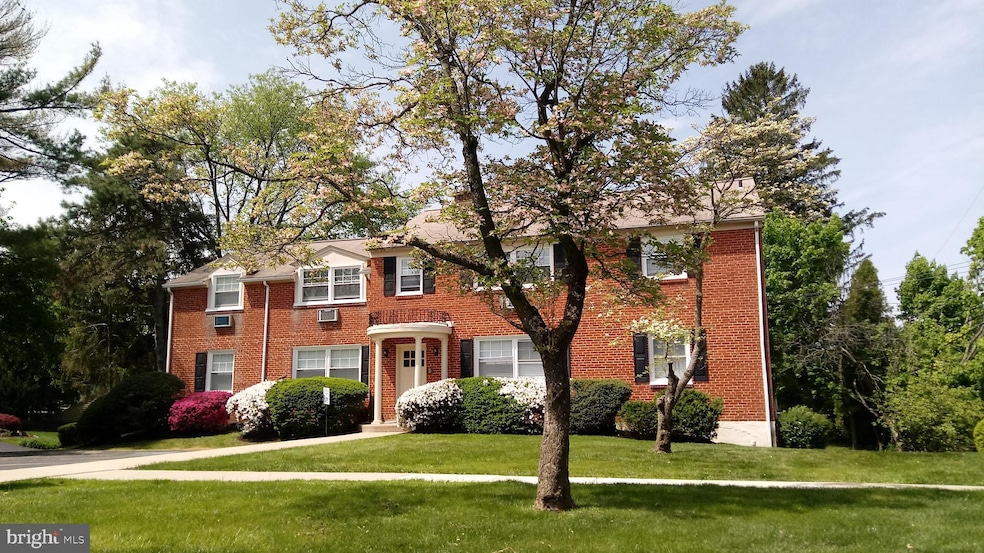 5 W Golf Club Ln unit C4, Paoli, PA 19301 - photo 1