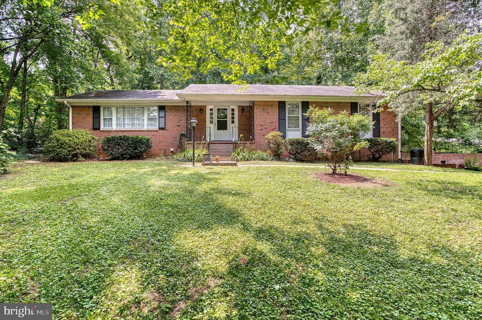 18305 Fox Mountain Ln, Culpeper, VA 22701 - photo 1