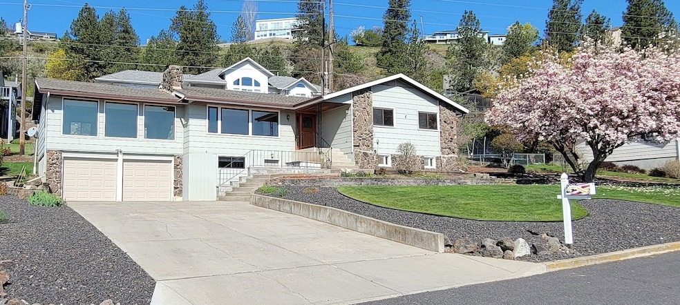 Sold $500,000 • Co-Listing Agent