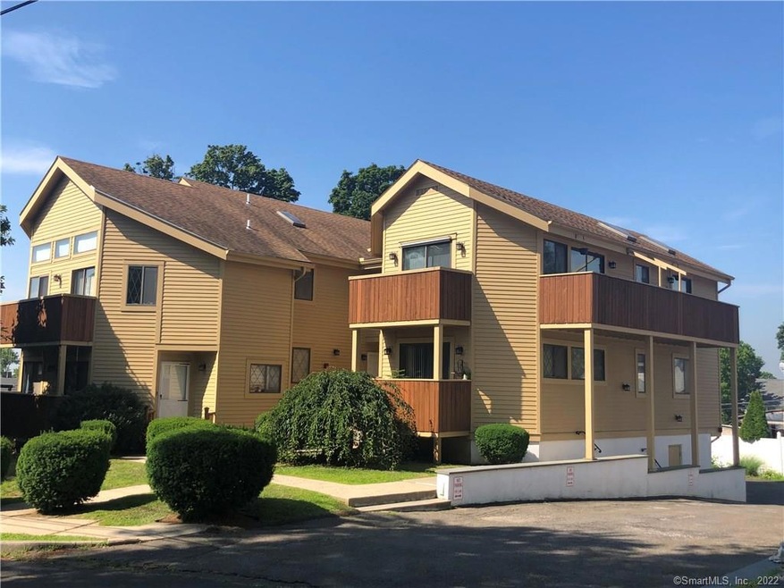 3 Rhodonolia Park unit B1, Norwalk, CT 06850 - photo 1