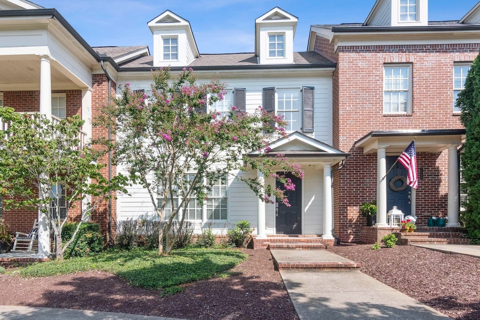 1024 Rochelle Ave, Thompsons Station, TN 37179 - photo 1