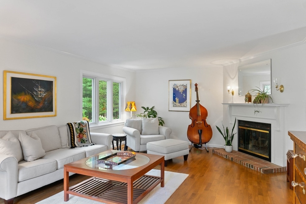 9 Essex unit 9, Wayland, MA 01778 - photo 1