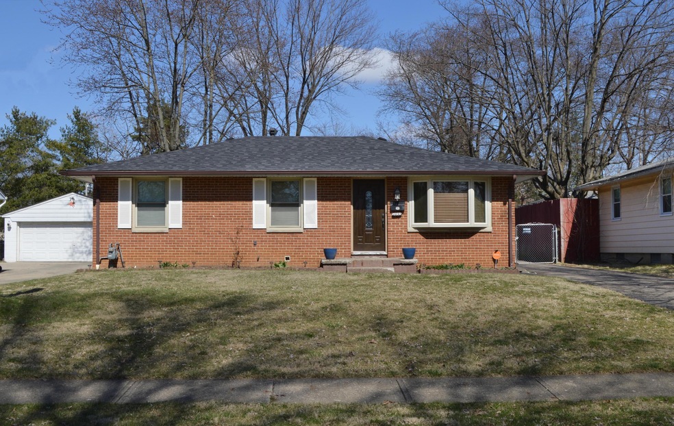 Front Exterior (2)