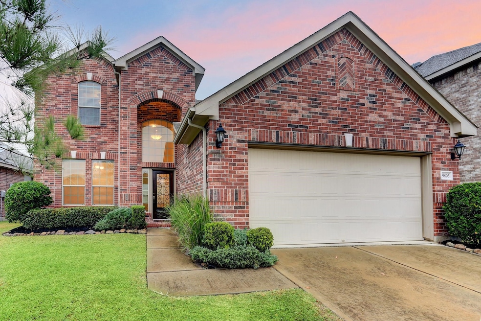 19806 Amber Village Ln, Richmond, TX 77407 - photo 1