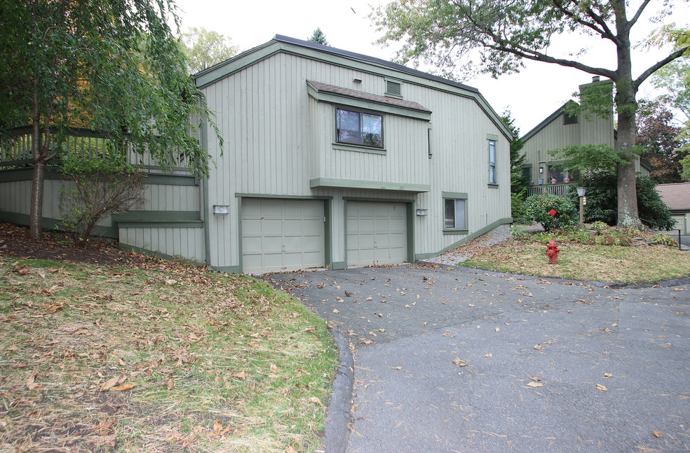 658A Heritage Village, Southbury, CT 06488 - photo 1