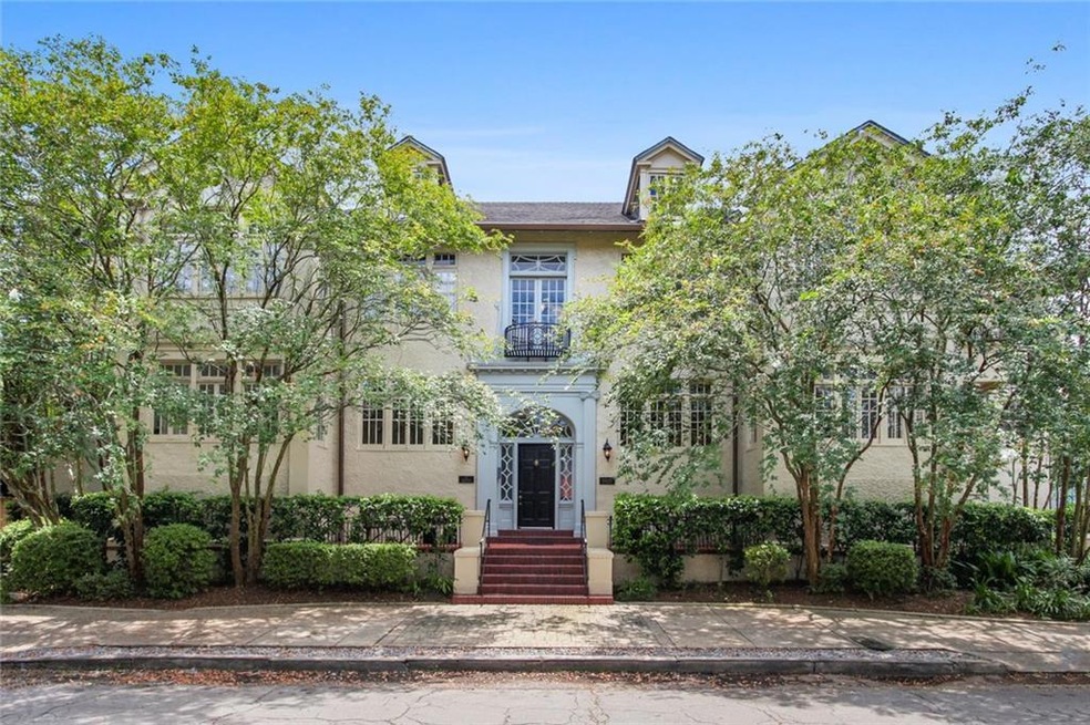 5820 Hurst St unit A, New Orleans, LA 70115 - photo 1