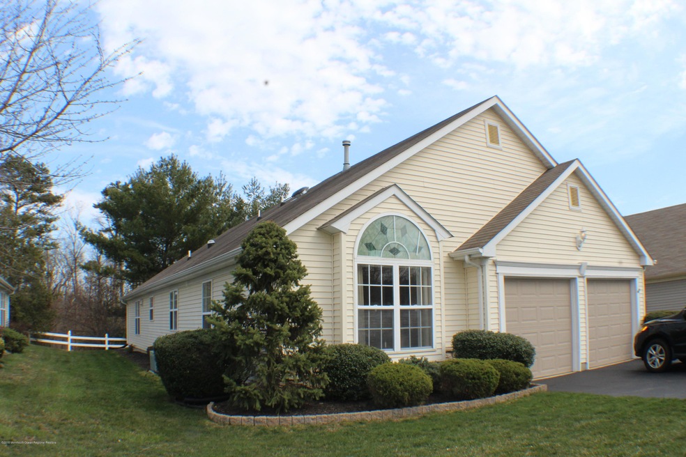 2410 Woodbine Ln, Toms River, NJ 08755 - photo 1