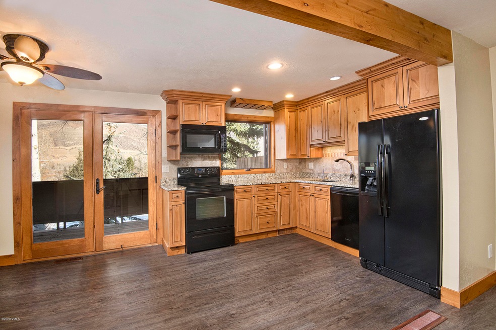 719-DeerBlvd-3-MLS_07