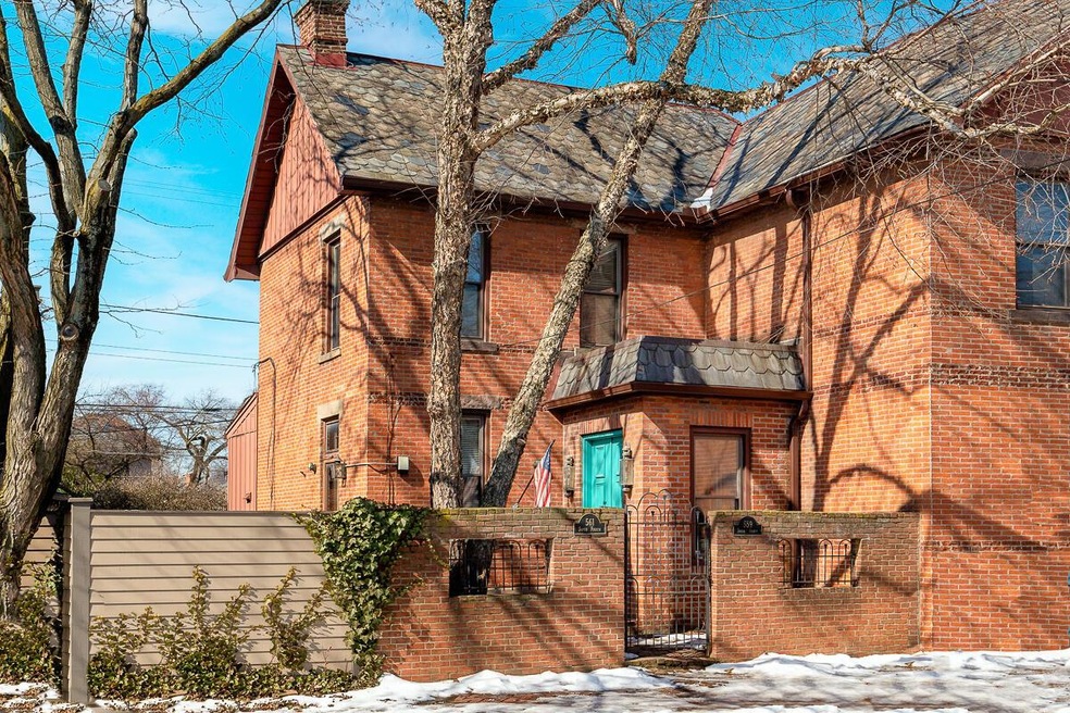 561 S 4th St, Columbus, OH 43206 - photo 1