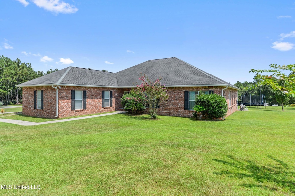 22140 Red Fox Run, Saucier, MS 39574 - photo 1