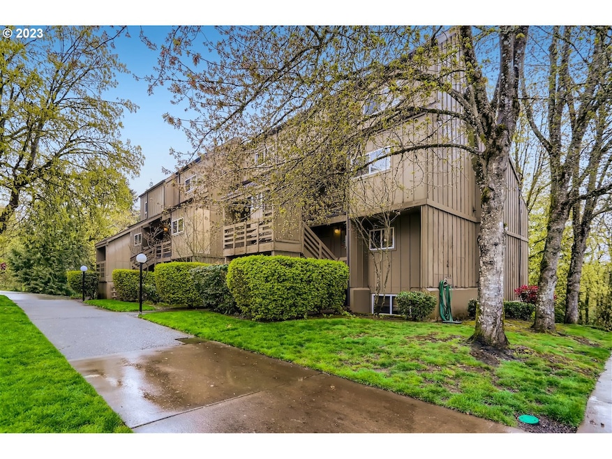 Sold $301,425 • Co-Listing Agent