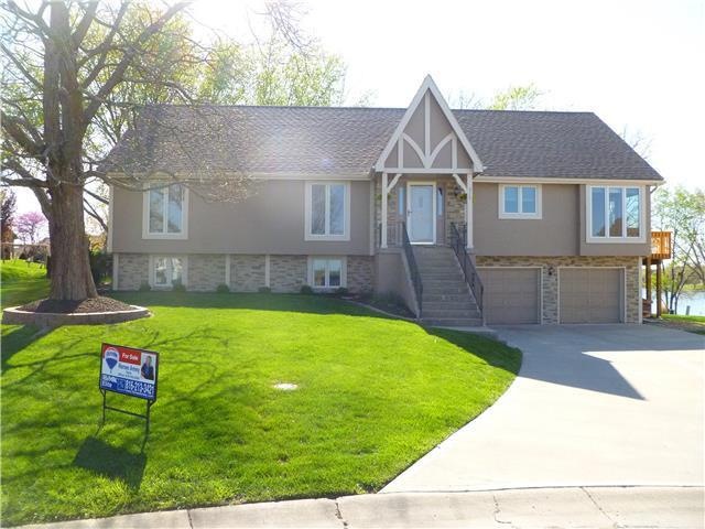 315 SW Green Teal St, Lees Summit, MO 64082 - photo 1