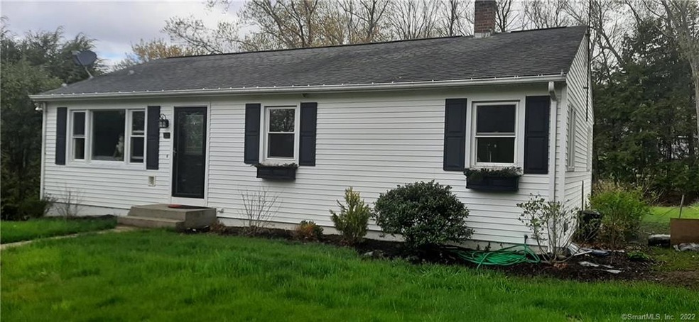 10 Taos Dr, Danielson, CT 06239 - photo 1