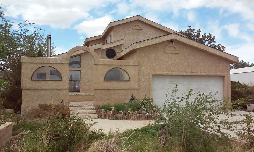 3424 60th St W, Rosamond, CA 93560 - photo 1