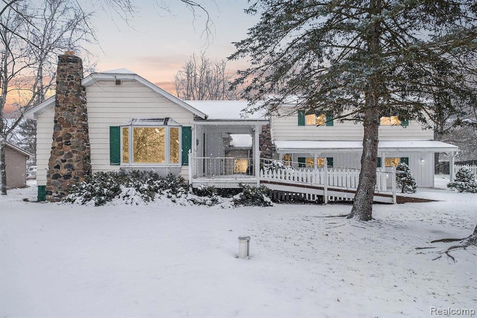 3361 Seymour Rd, Swartz Creek, MI 48473 - photo 1