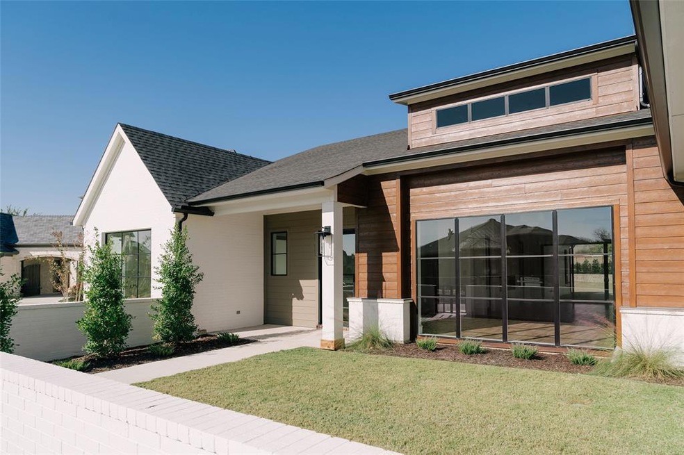 814 Marie Dr, Colleyville, TX 76034 - photo 1