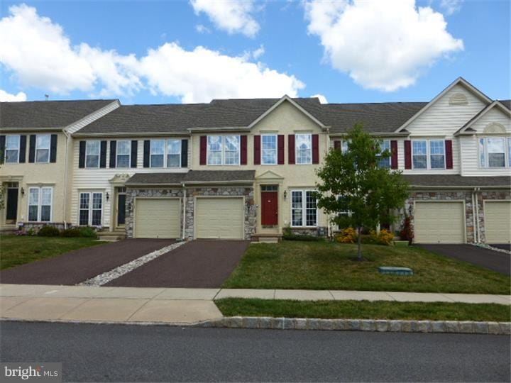 157 S Savanna Dr, Pottstown, PA 19465 - photo 1