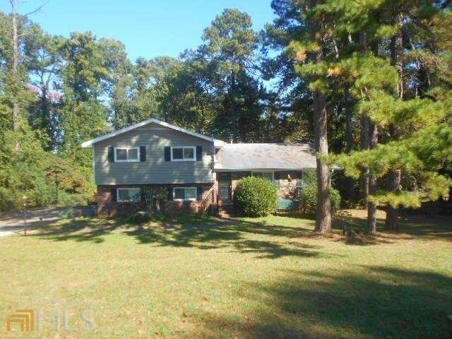 8135 Lake View Terrace, Riverdale, GA 30274 - photo 1