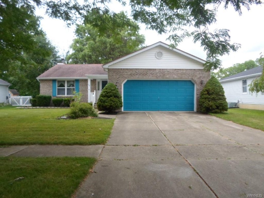 544 Homestead Dr, North Tonawanda, NY 14120 - photo 1